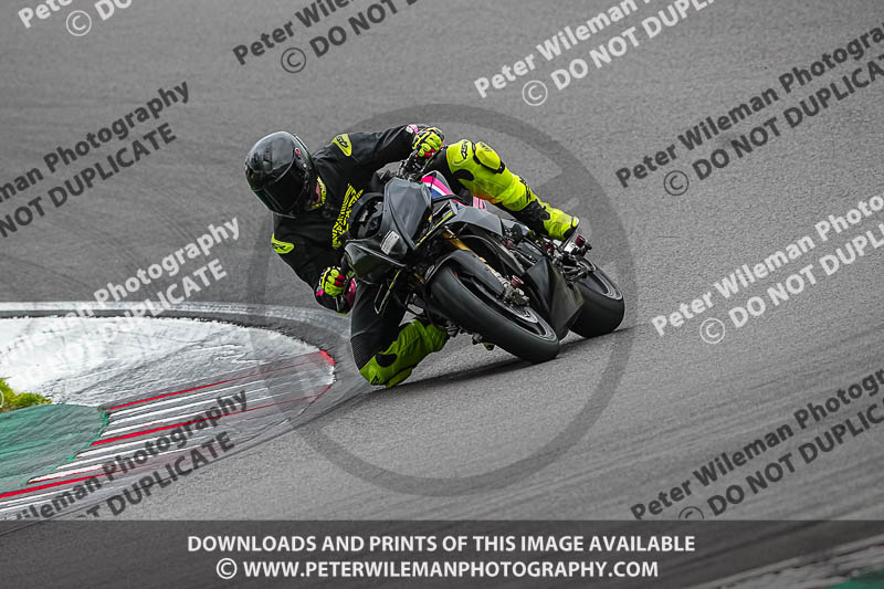 donington no limits trackday;donington park photographs;donington trackday photographs;estoril;event digital images;motorbikes;no limits;no limits trackdays;peter wileman photography;portugal;trackday;trackday digital images;trackday photos
